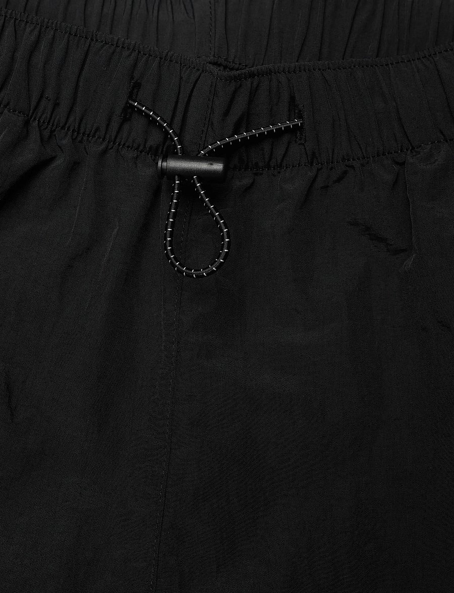 Björn Borg - BORG GYM 5" SHORTS - lühikesed treeningpüksid - black beauty - 3