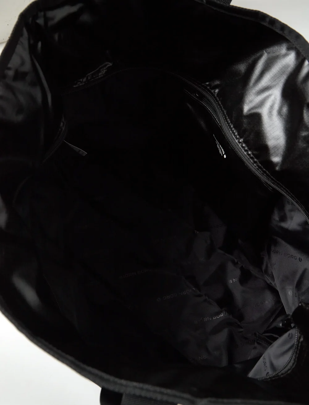 Björn Borg - BORG GLOSSY RIPSTOP TOTE - rejsetasker - black beauty - 4