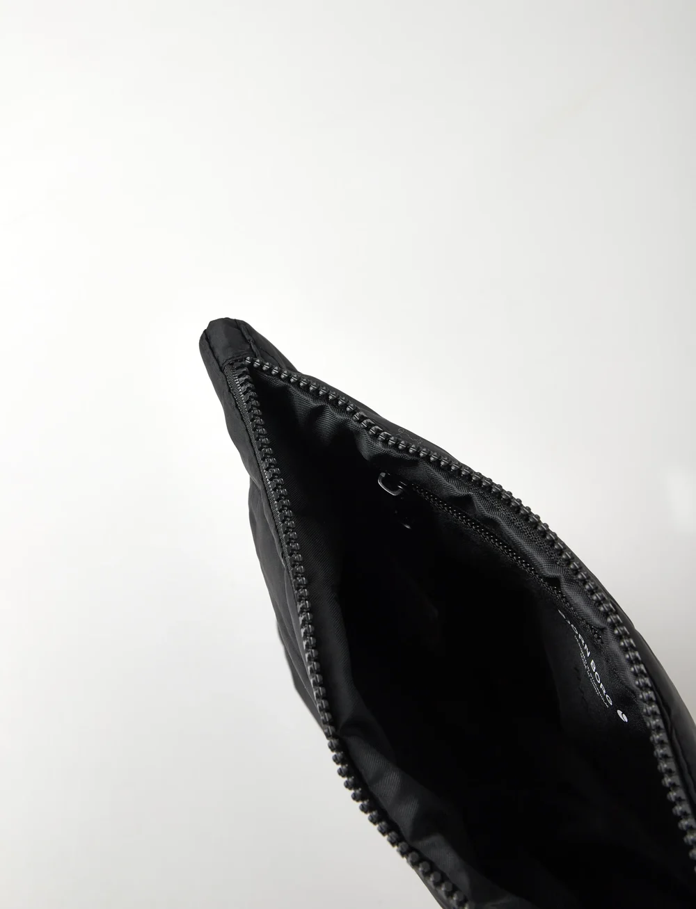 Björn Borg - BORG QUILTED WASH BAG SET - laukkutarvikkeet - black beauty - 5