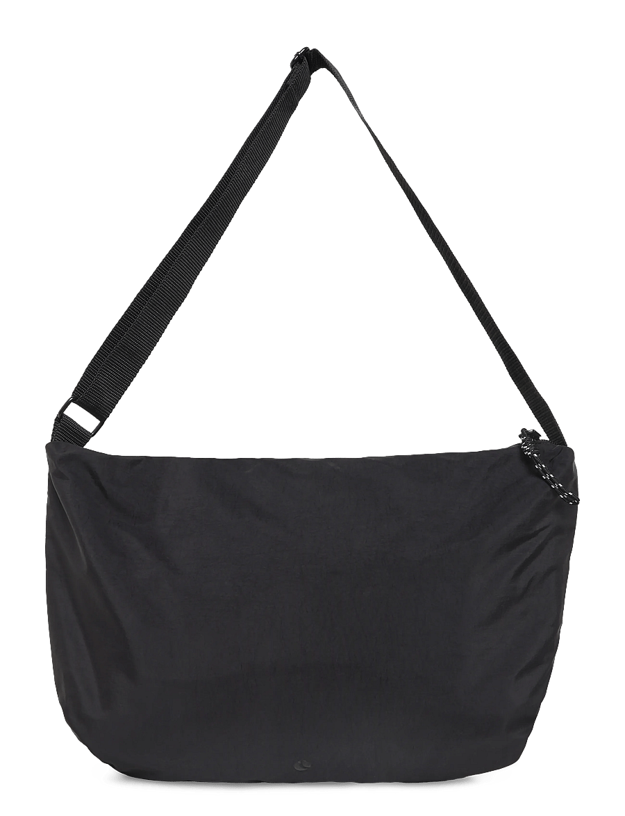 Björn Borg - STUDIO ACTIVE SHOULDER BAG - handtaschen & bauchtaschen - black beauty - 1