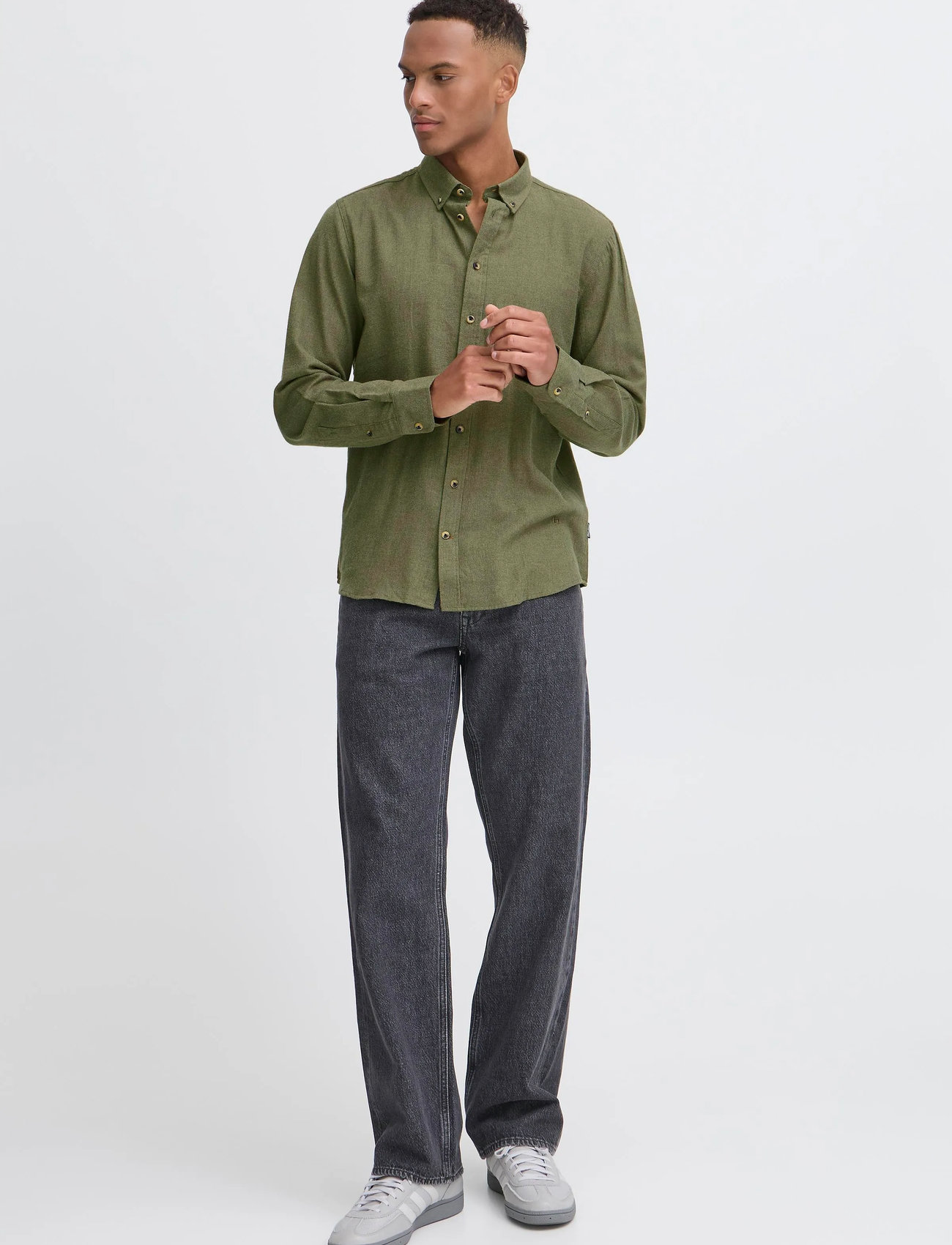 Khaki green