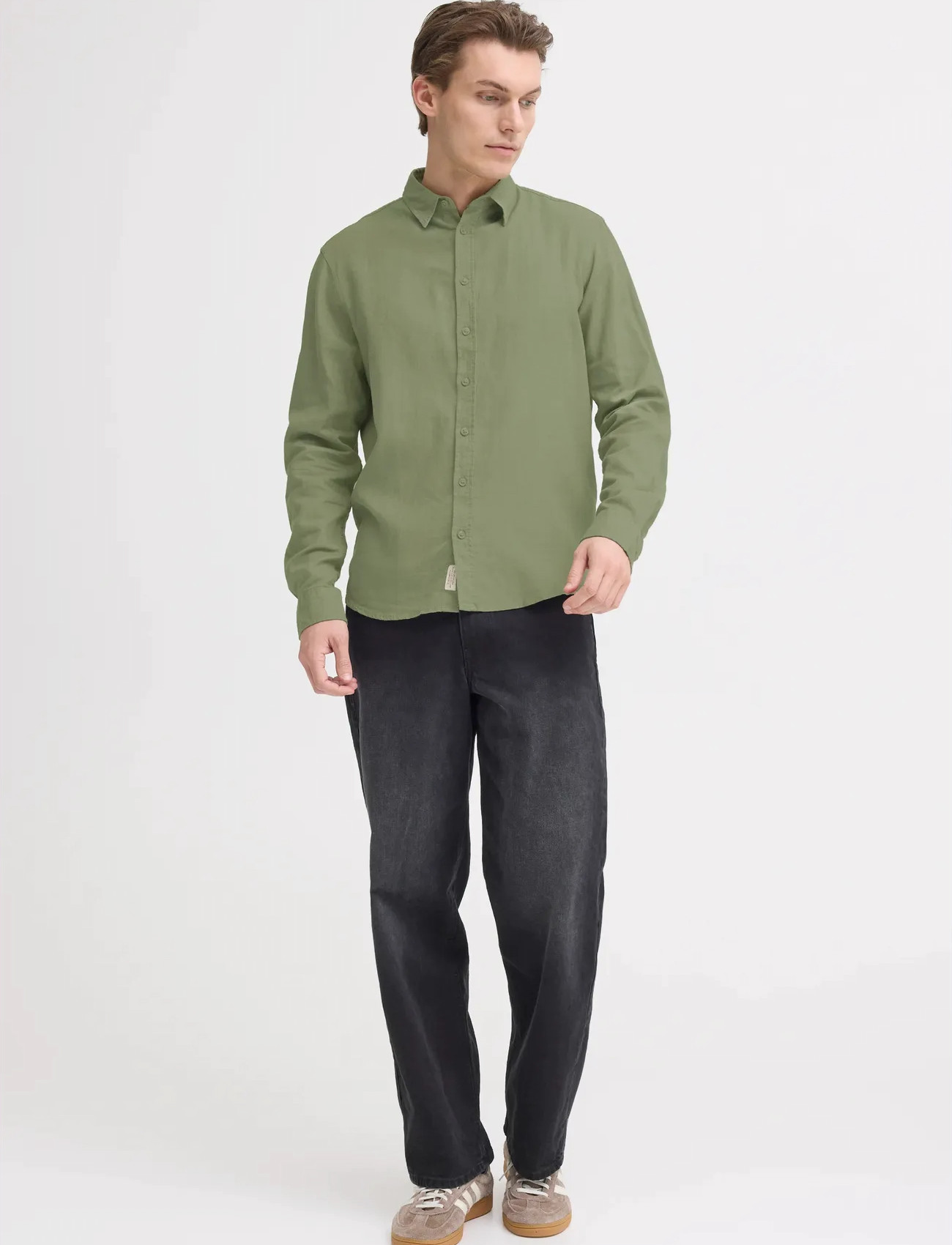 Khaki green