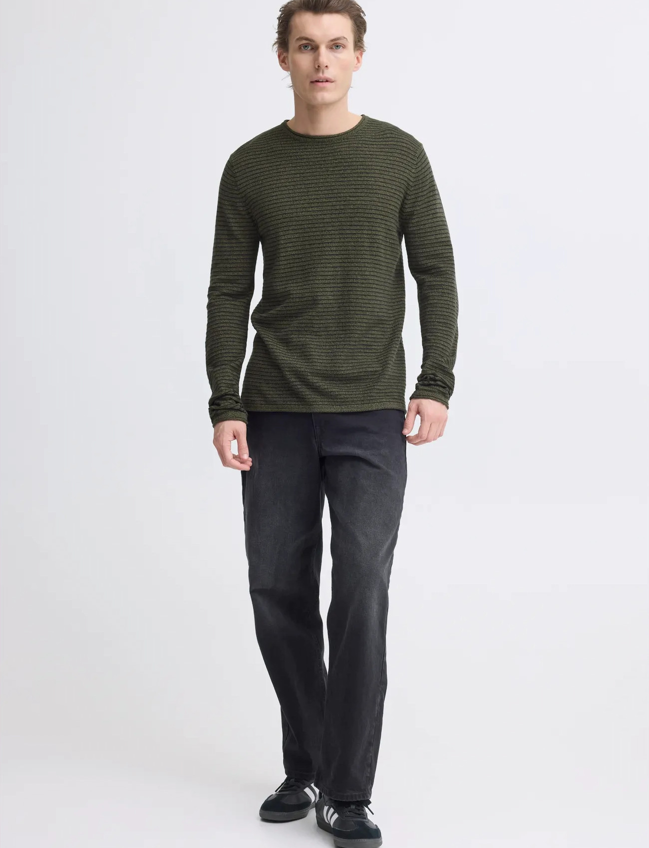 Khaki green