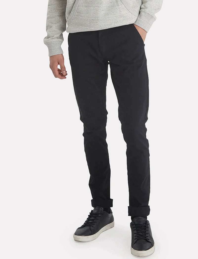 Blend - BHNATAN PANTS - chino püksid - black - 4