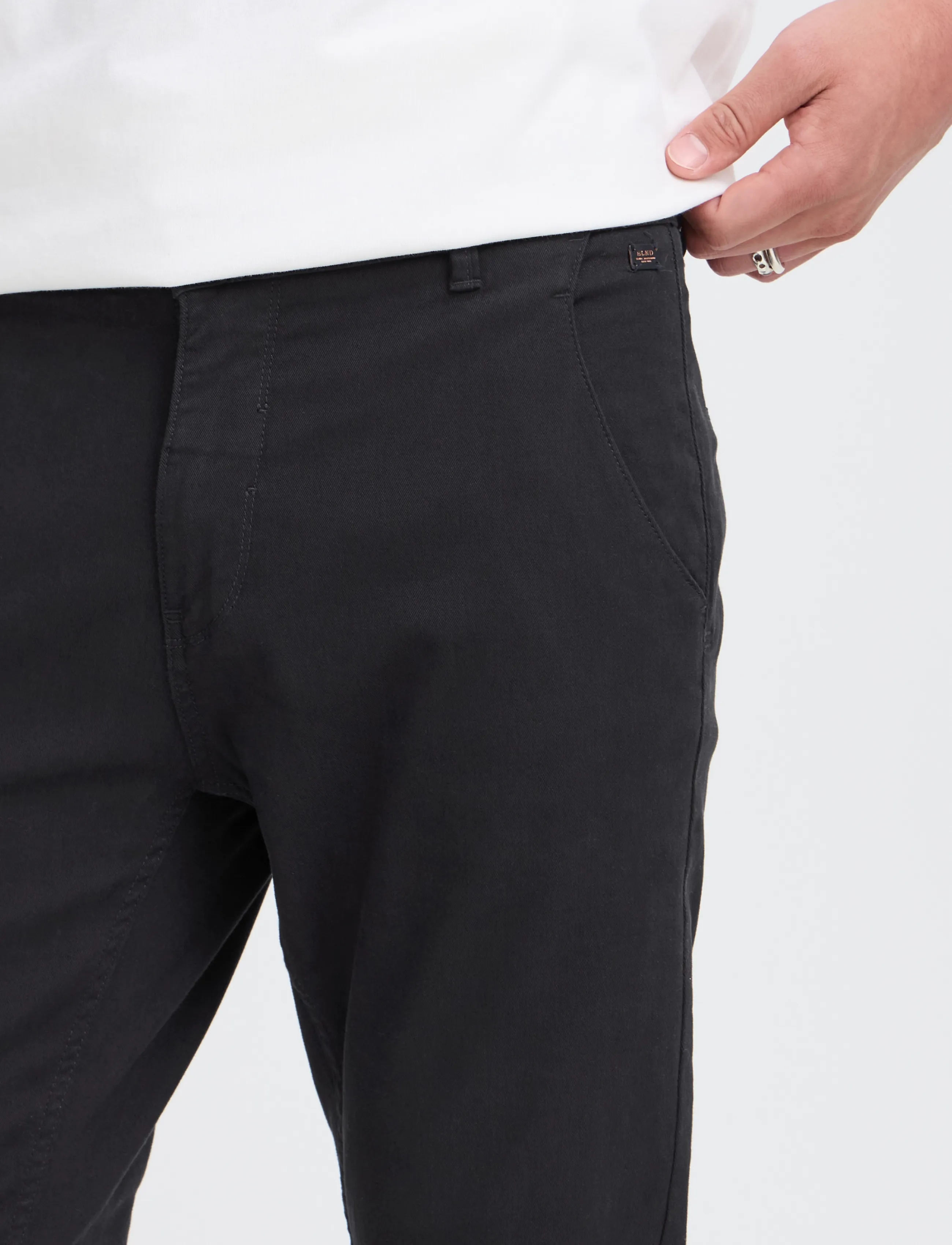 Blend - BHNATAN PANTS - chino püksid - black - 5