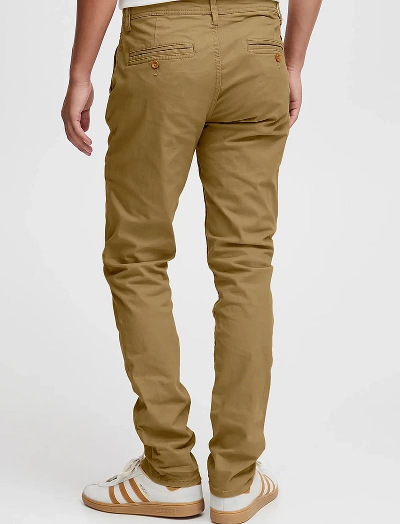 Blend - BHNATAN PANTS - chinos - sand brown - 4