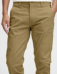 Blend - BHNATAN pants - lowest prices - sand brown - 6