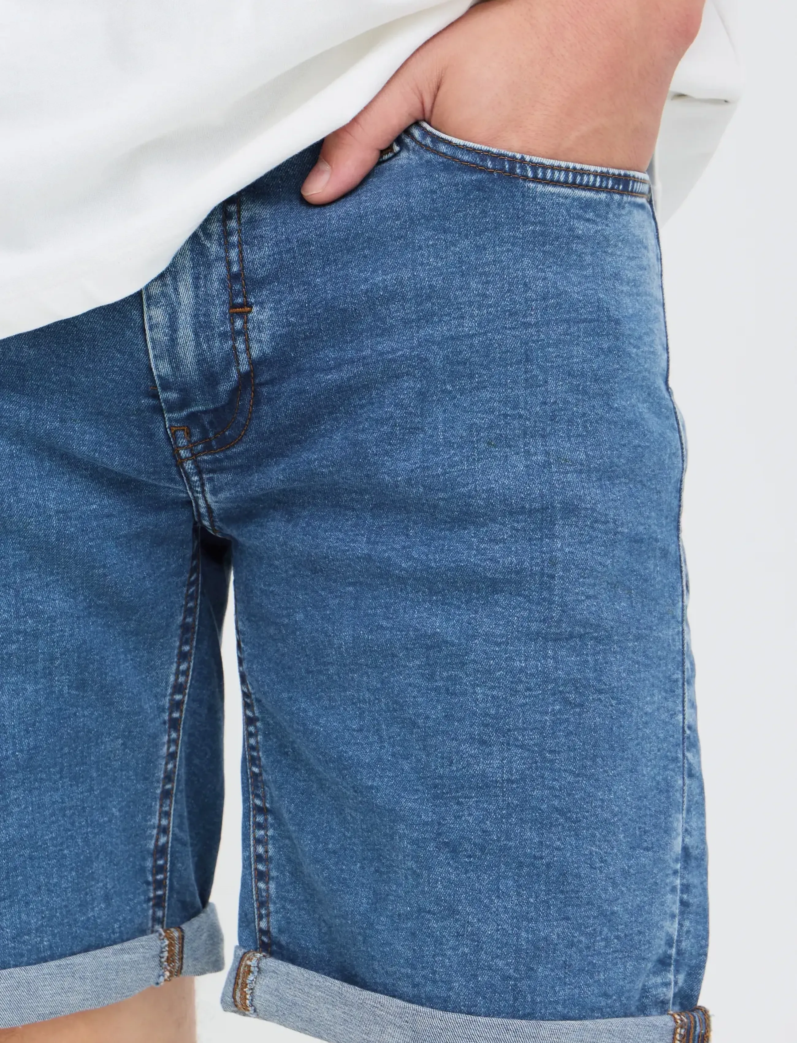 Blend - BHTWISTER 3326 S/REG NOOS - jeansshorts - denim unwashed middle blue - 4