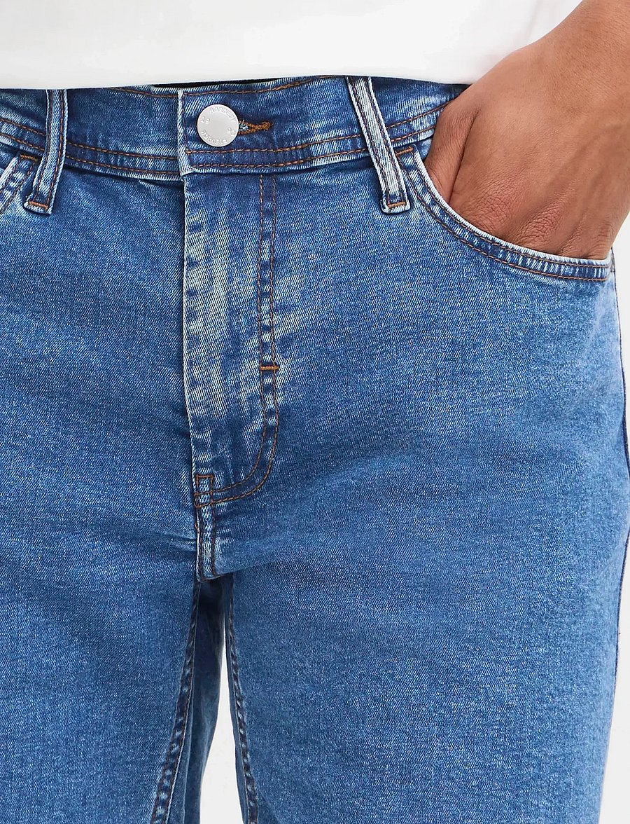 Blend - BHTWISTER 3326 S/REG NOOS - jeans shorts - denim unwashed middle blue - 4