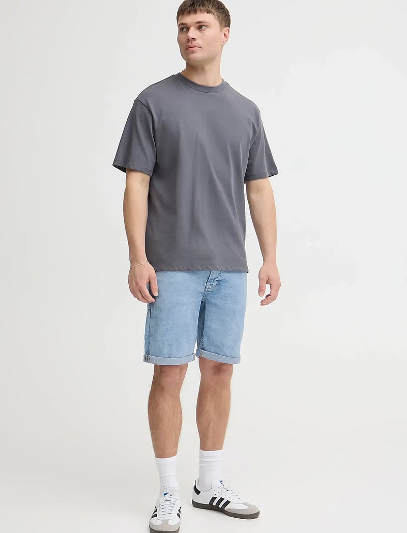 Blend - BHTWISTER 3326 S/REG NOOS - jeans shorts - denim lightblue-26 - 5