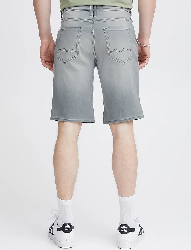Blend - BHTWISTER 3326 S/REG NOOS - jeans shorts - denim lightgrey-23 - 3
