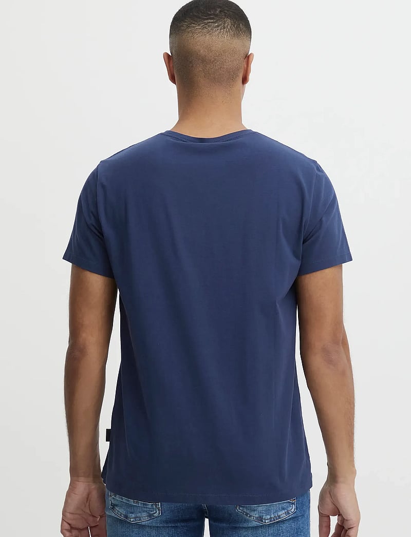 Blend - BHDINTON LOGO TEE CREW - kortærmede t-shirts - dress blues - 4