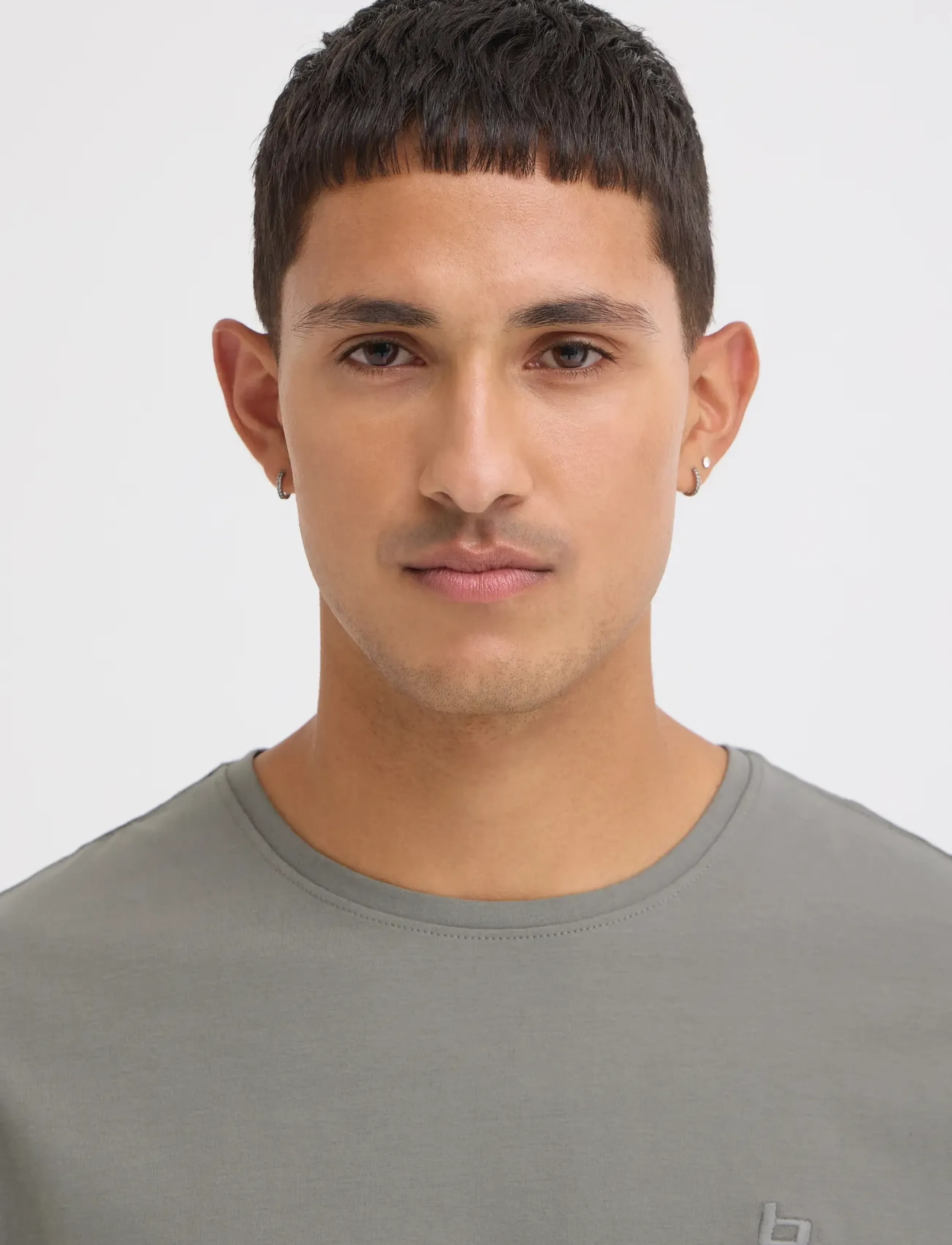 Blend - BHDINTON LOGO TEE CREW - kortærmede t-shirts - gray matter - 4