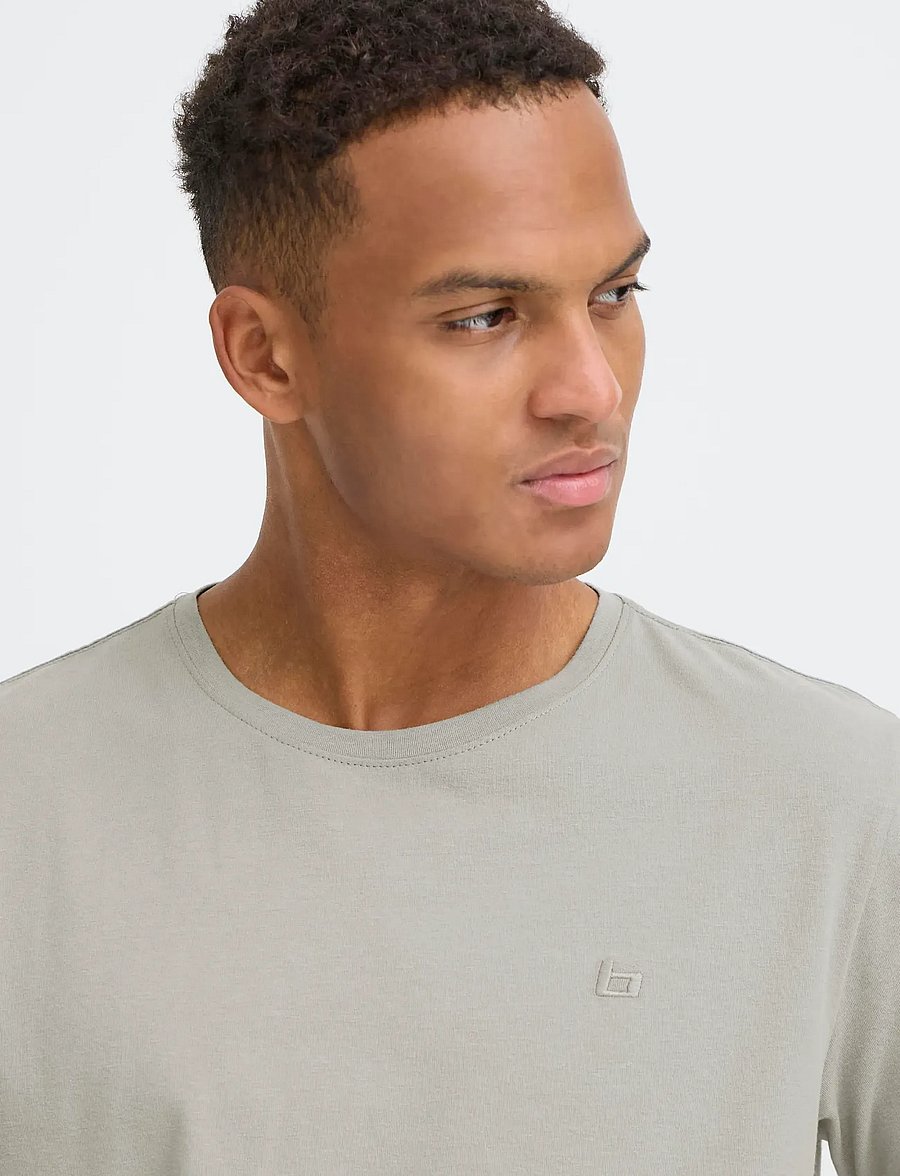 Blend - BHDINTON LOGO TEE CREW - kurzärmelige t-shirts - griffin - 4