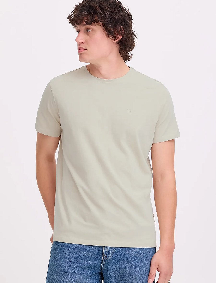 Blend - BHDINTON LOGO TEE CREW - kortärmade t-shirts - oyster gray - 5