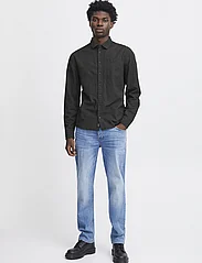 Blend - Shirt - avslappede skjorter - black - 2