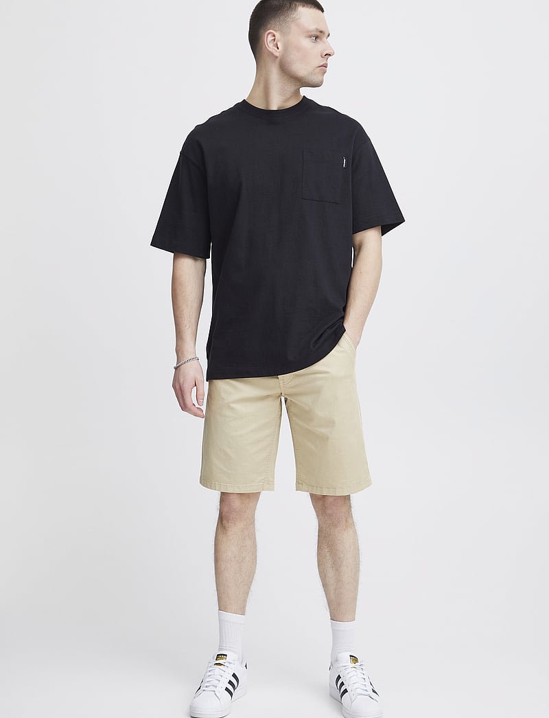 Blend - Shorts - lühikesed vabaajapüksid - crockery - 0