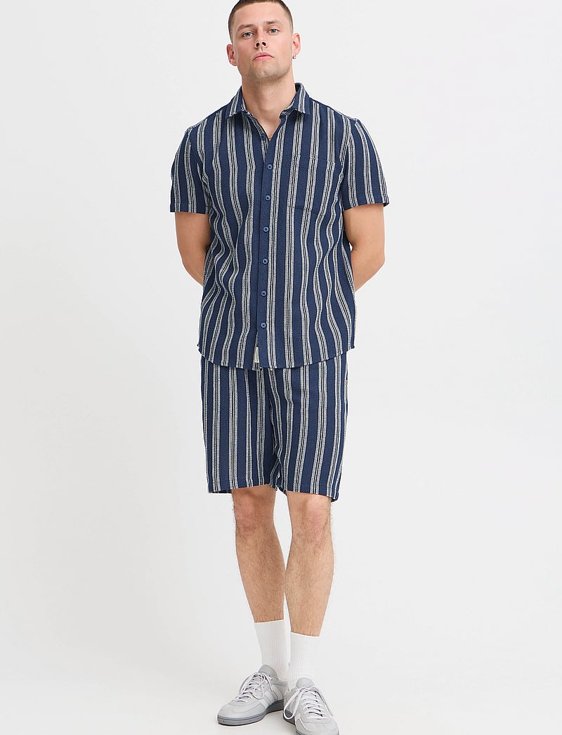 Blend - BHANDI Shirt - stickade pikéer - dress blues - 0