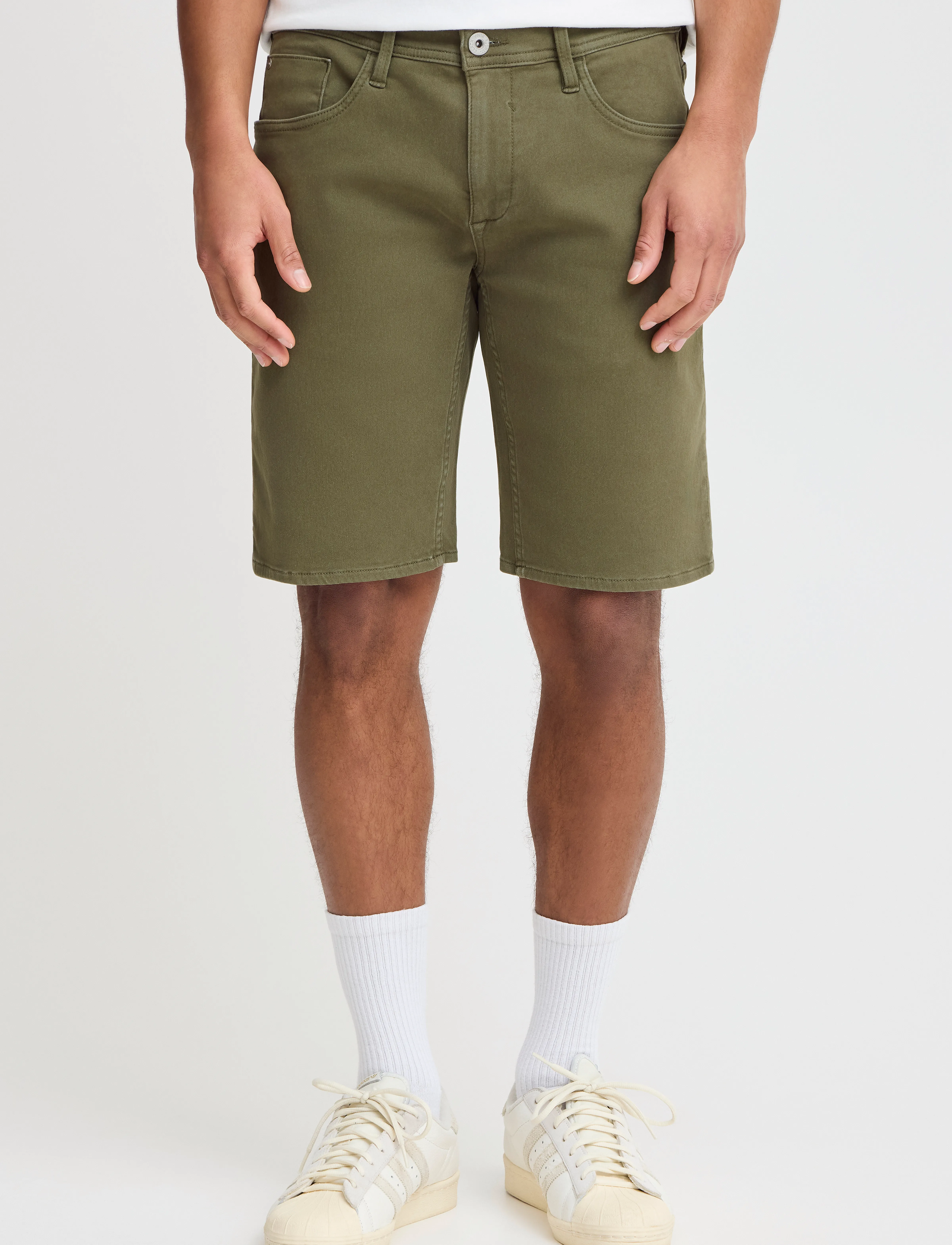 Blend - BHTWISTER-Denimshorts-Jogg - lühikesed teksapüksid - olive night - 4