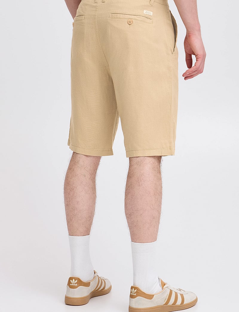 Blend - BHBILLY Shorts - leinen-shorts - cornstalk - 3