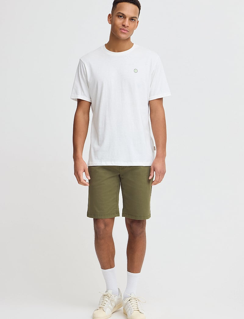 Blend - BHMASON-shorts - chinos shorts - olive night - 0