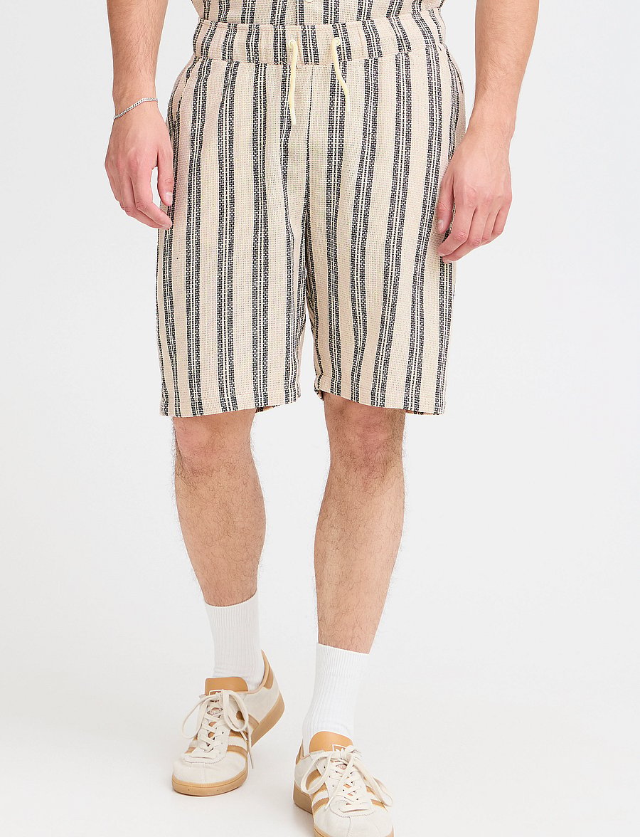 Blend - BHMORGAN Shorts - casual shorts - bleached sand - 4