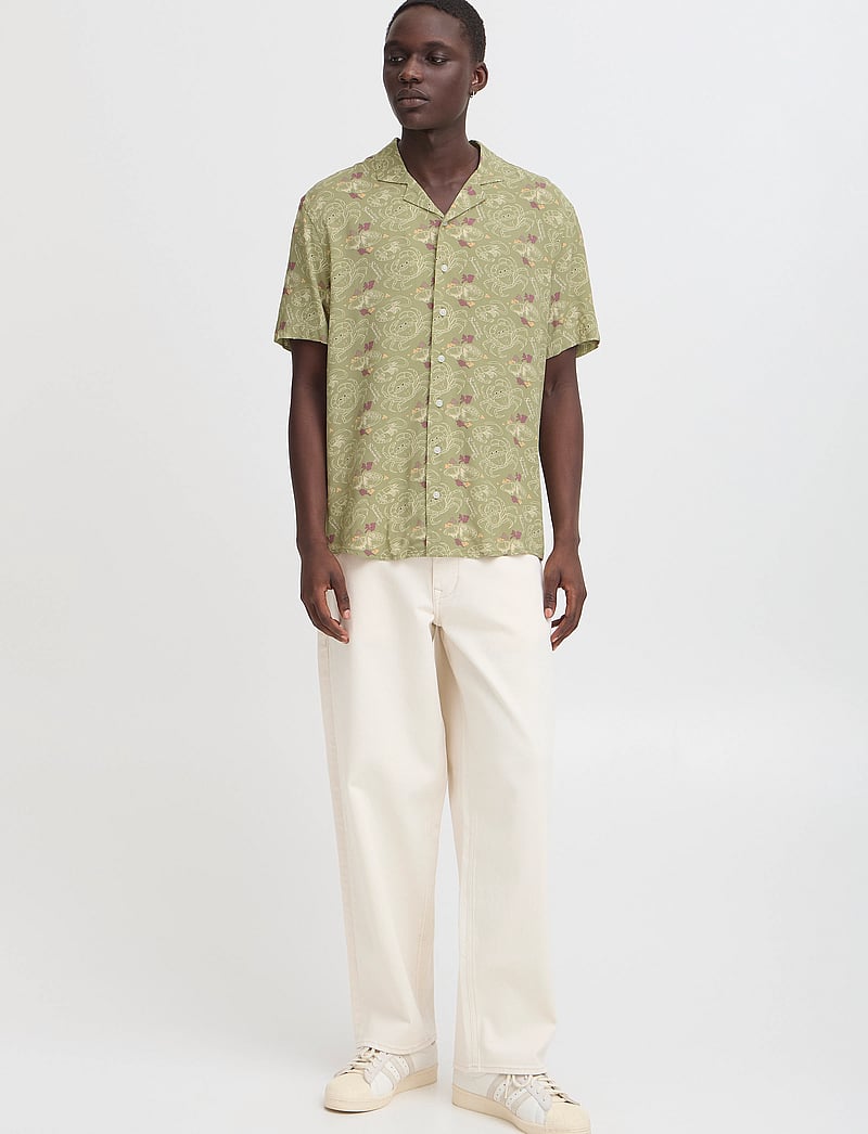 Blend - BHASCOT Shirt - kortærmede skjorter - oil green - 0