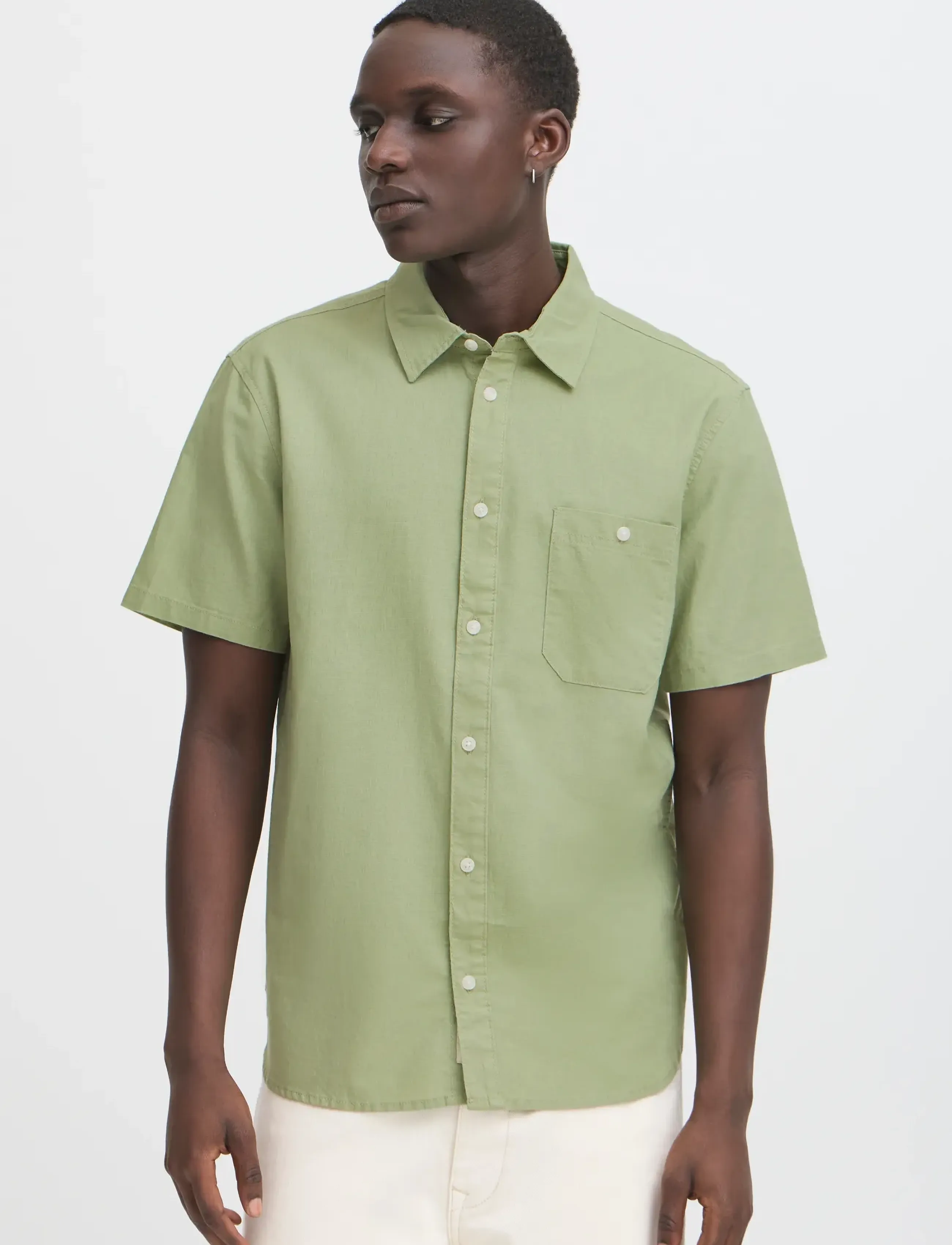 Blend - BHBAY linen SS shirt PP NOOS - linskjorter - oil green - 5