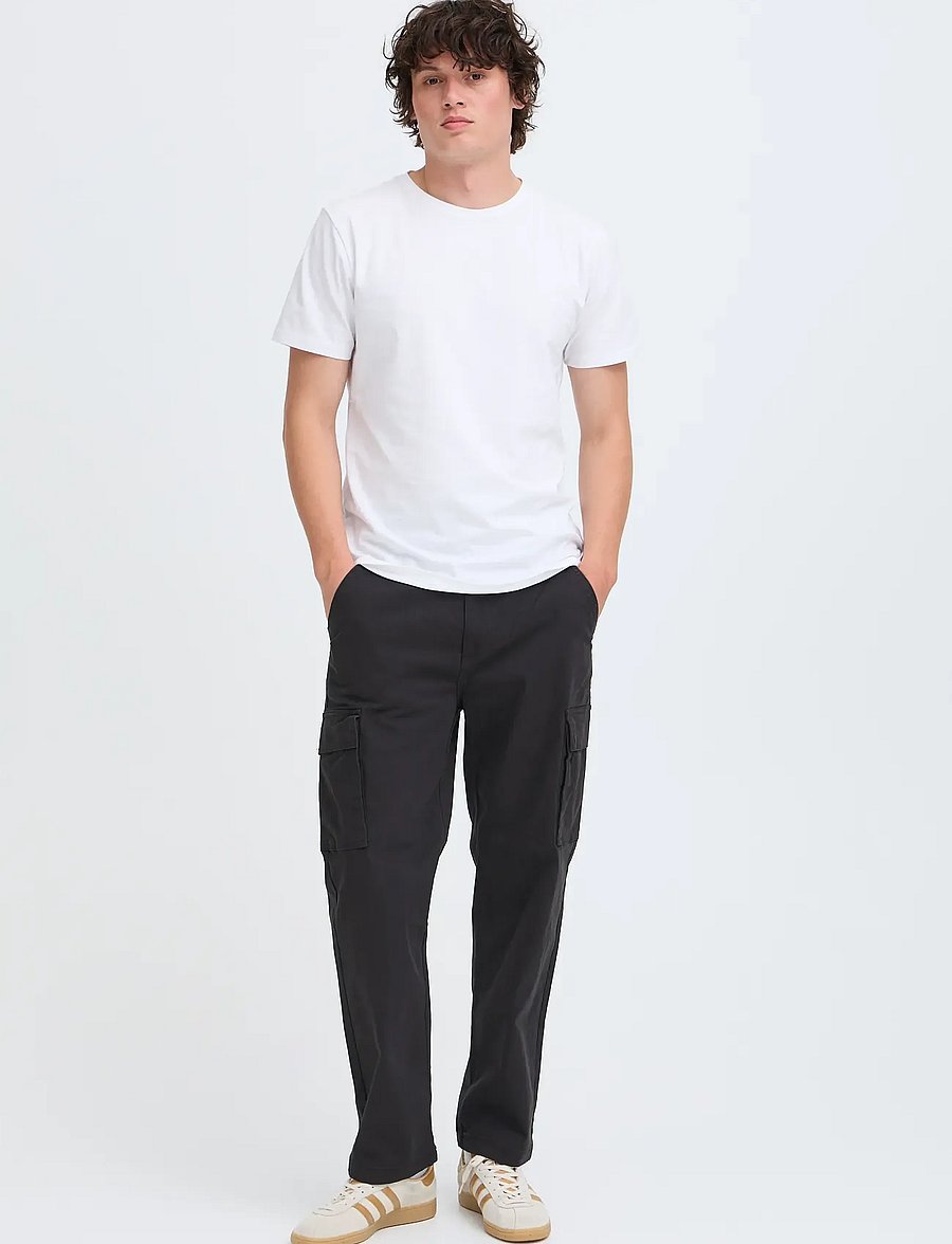 Blend - BHNATAN CARGO NOOS - cargo-püksid - black - 0