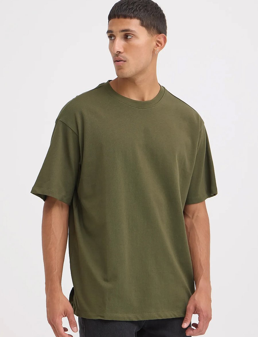Blend - BHFISHER OVERSIZE TEE NOOS - lühikeste varrukatega t-särgid - olive night - 5