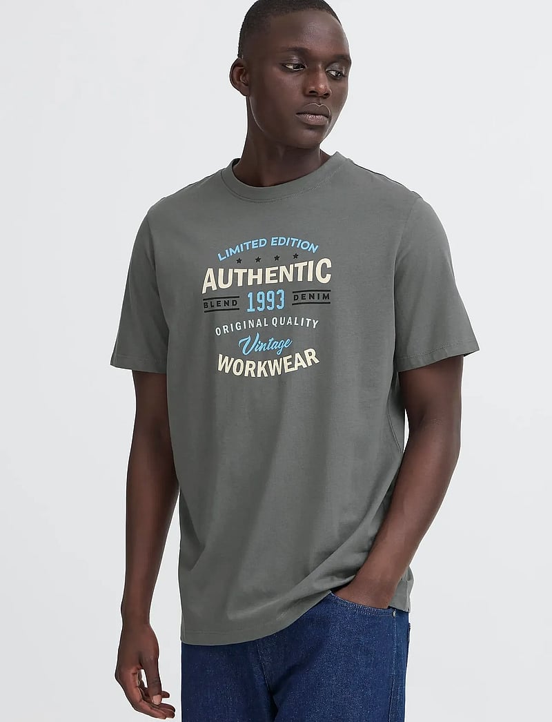 Blend - BHKUBERT tee - short-sleeved t-shirts - iron gate - 4