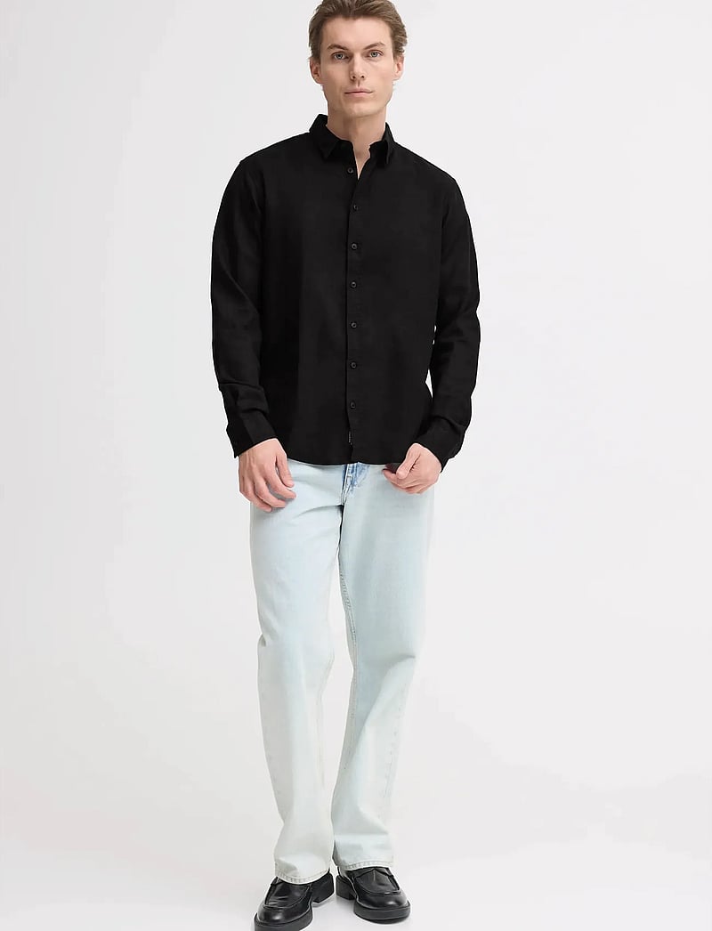 Blend - BHBOBBY LINEN L/S - linen shirts - black beauty - 0