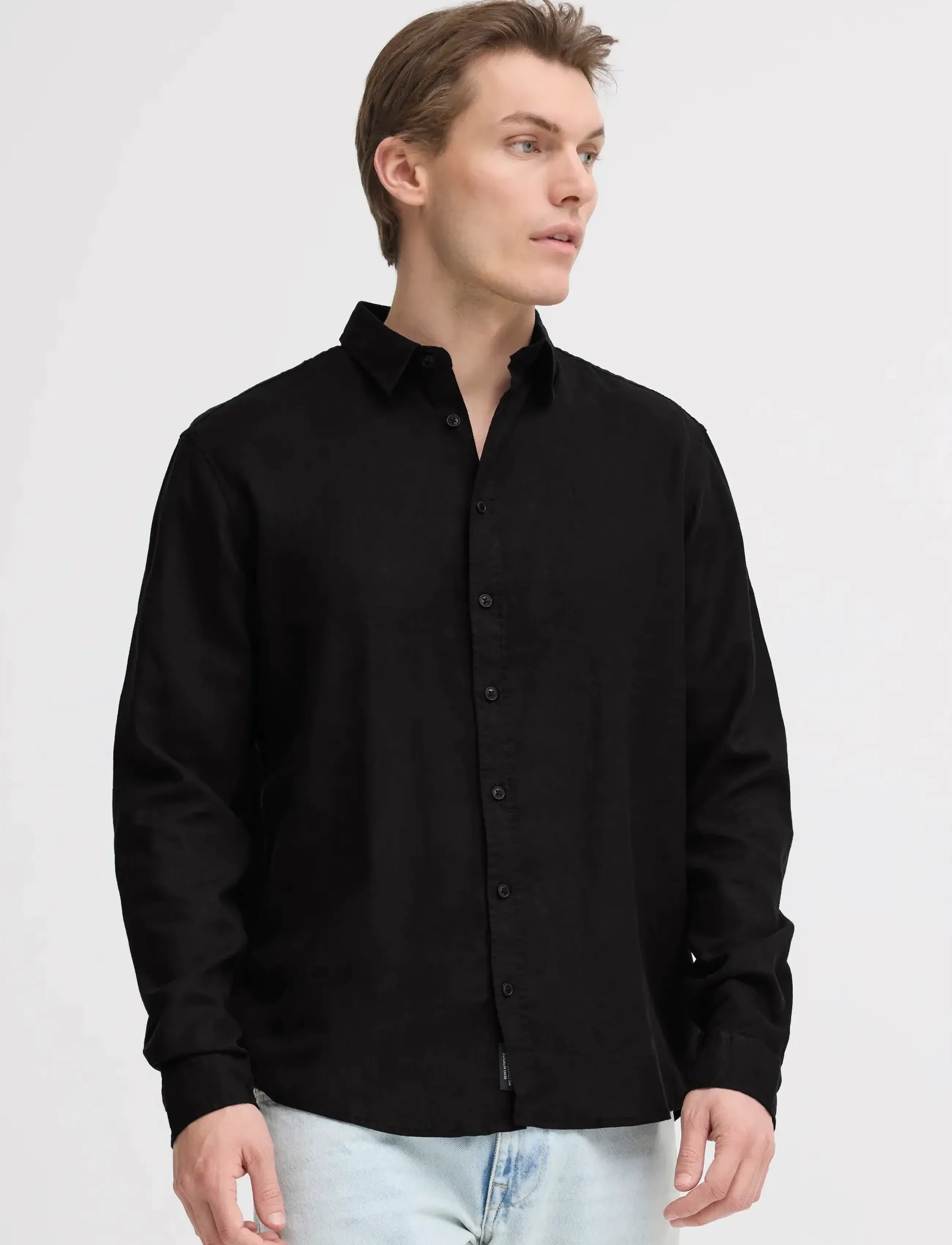 Blend - BHBOBBY LINEN L/S - linen shirts - black beauty - 5