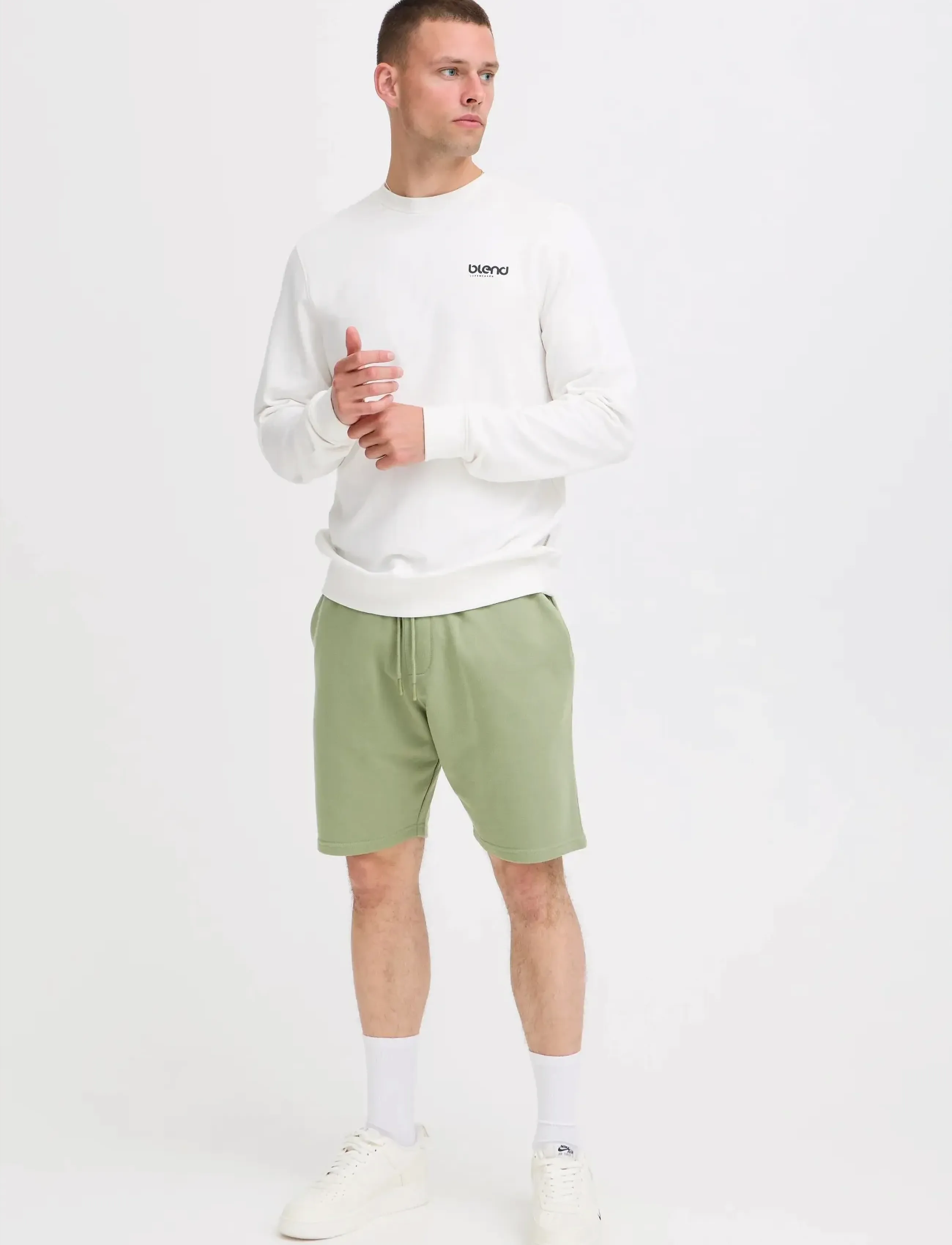 Blend BHBRODY SHORTS - Looks for less - OIL GREEN / green
