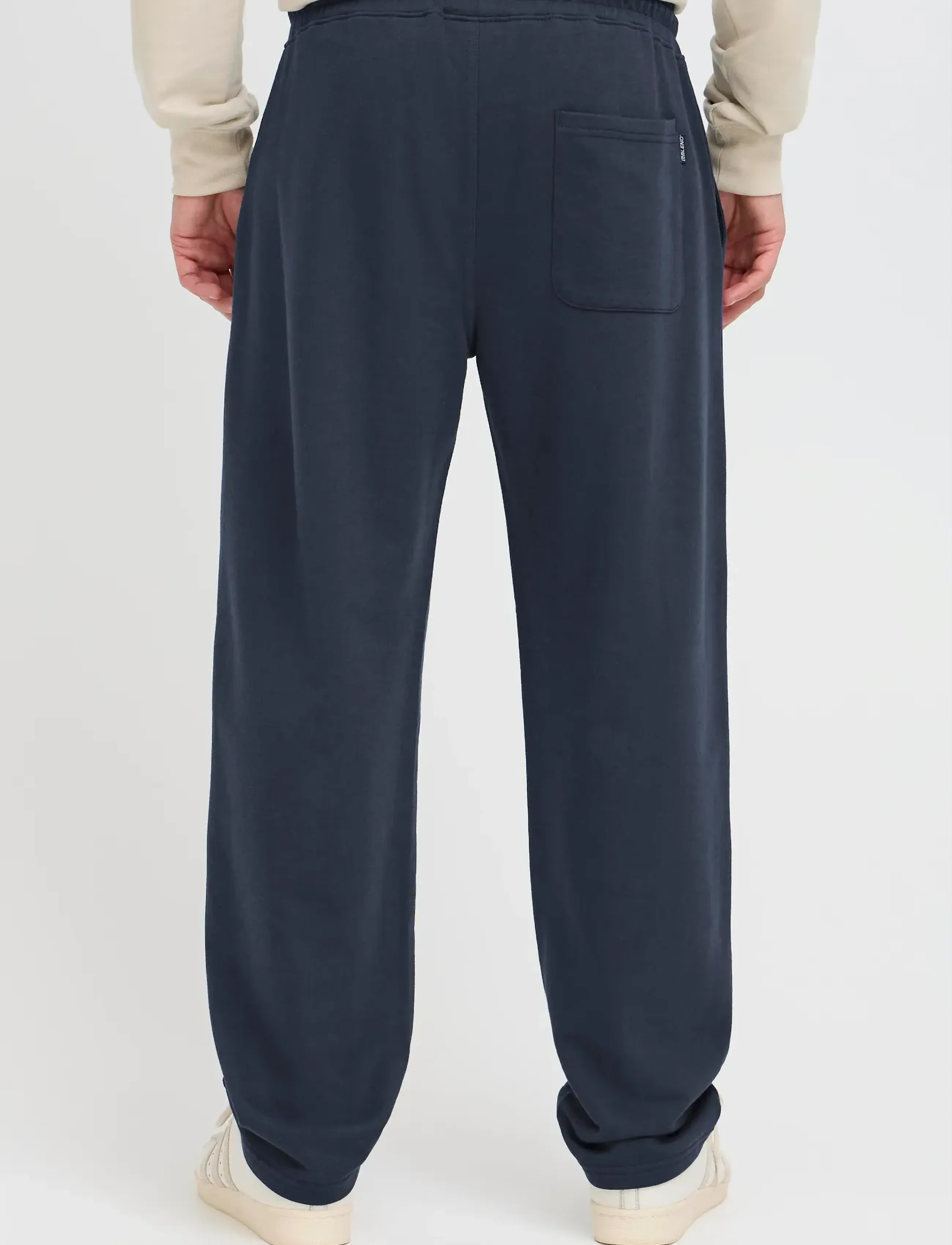 Blend - BHBRODY STREIGHT SWEATPANTS - kolekcijas - salute - 4