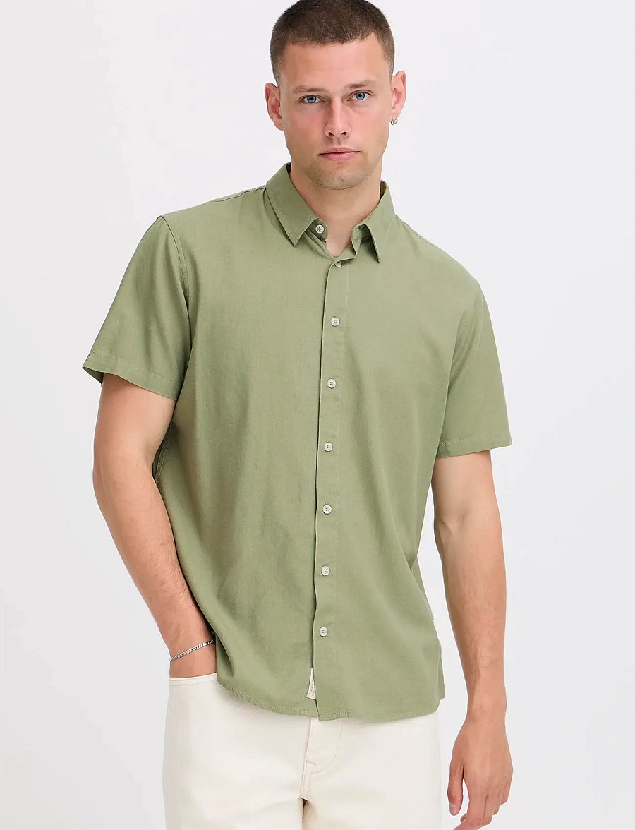 Blend - BHBOBBY LINEN S/S - linen shirts - oil green - 5
