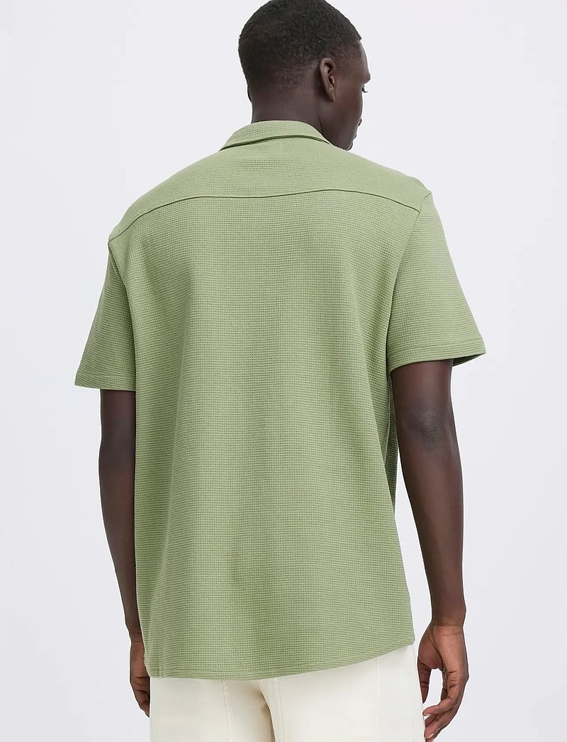 Blend - BHFILLIP SHIRT - chemises à manches courtes - oil green - 3
