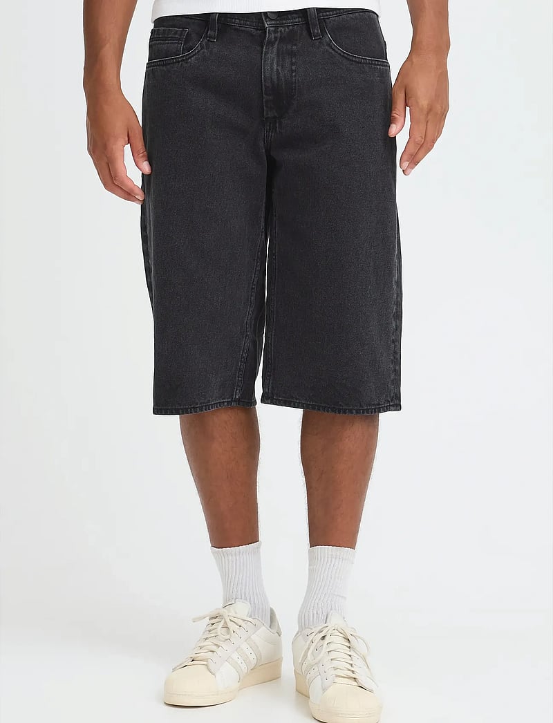 Blend - BHFLAKE LOOSE DENIMSHORTS - lühikesed teksapüksid - denim black - 3