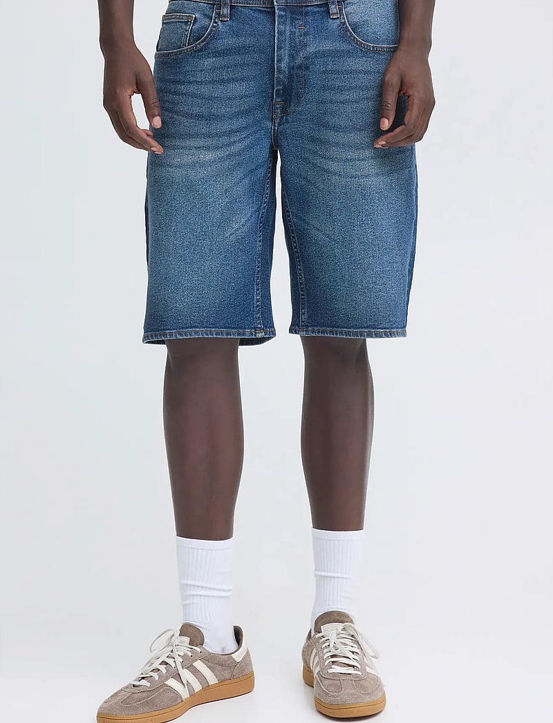 Blend - BHTWISTER SLM/REG DENIMSHORTS - jeans shorts - denim middle blue - 5