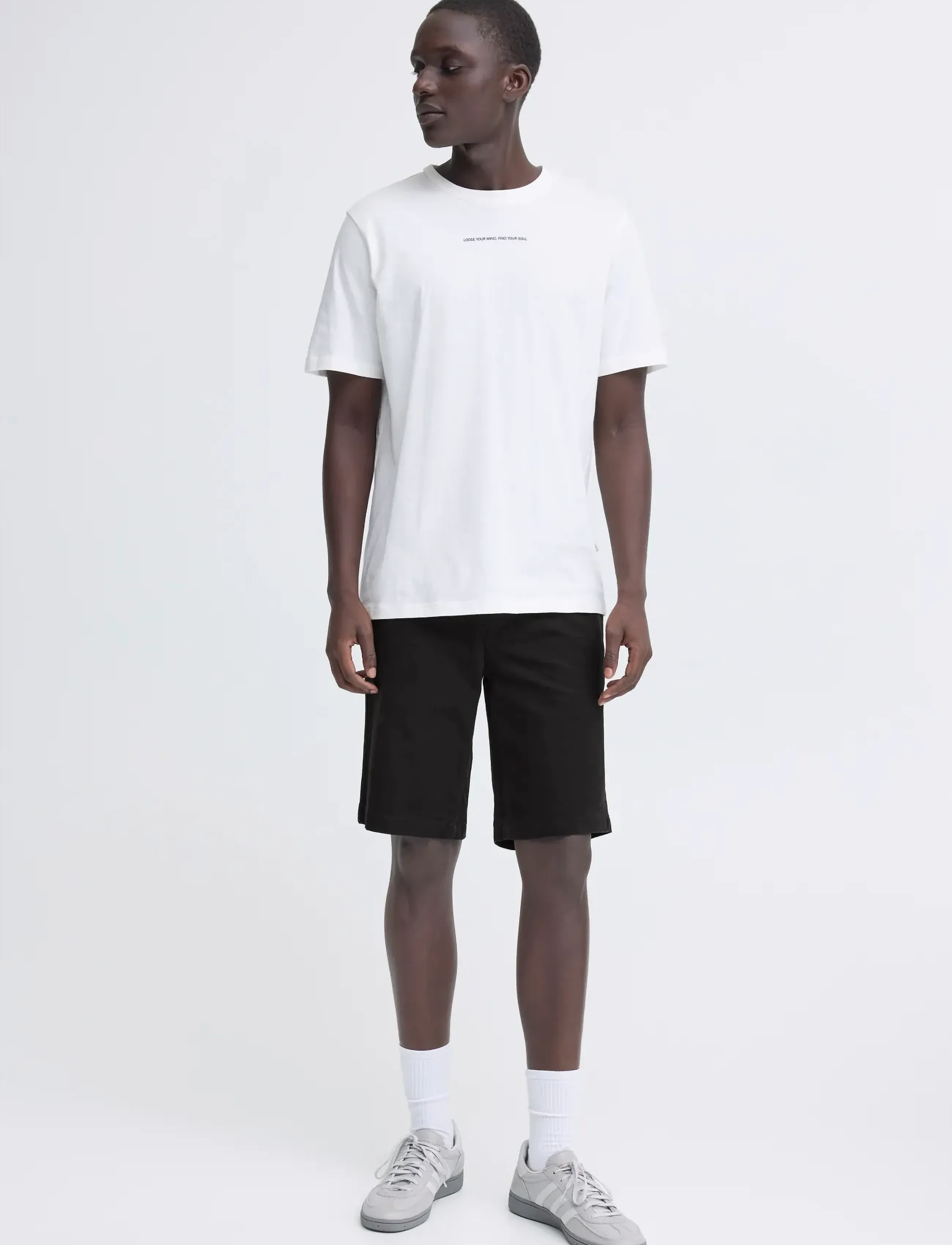 Blend BHMASON SLIM/REG CHINO SHORTS - Kollektionen - BLACK BEAUTY / black