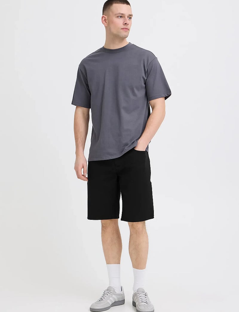 Blend - BHBLIZZARD_DENIMSHORTS_JOGG - lühikesed vabaajapüksid - black beauty - 0