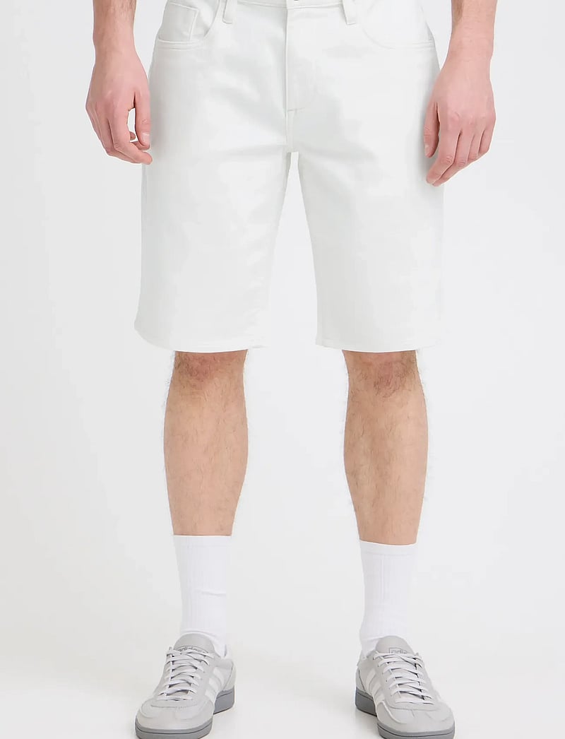 Blend - BHBLIZZARD_DENIMSHORTS_JOGG - casual shorts - snow white - 5