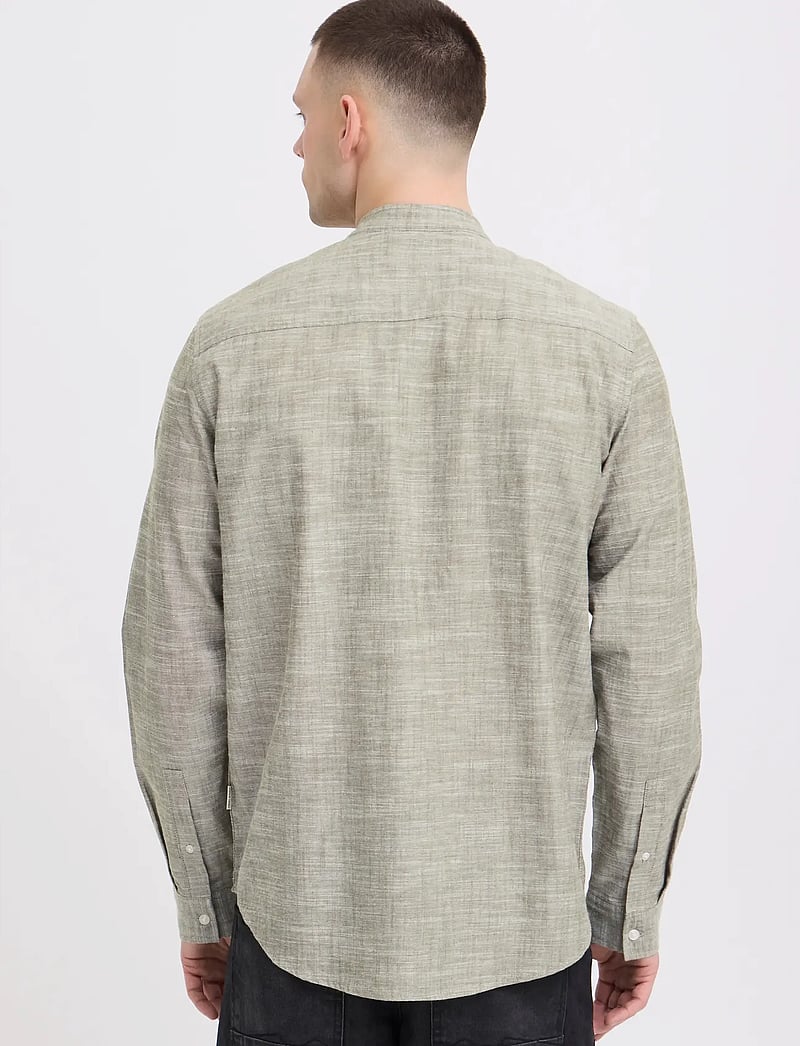 Blend - BHDARIS SLUB CN COLL. - casual shirts - winter moss - 3