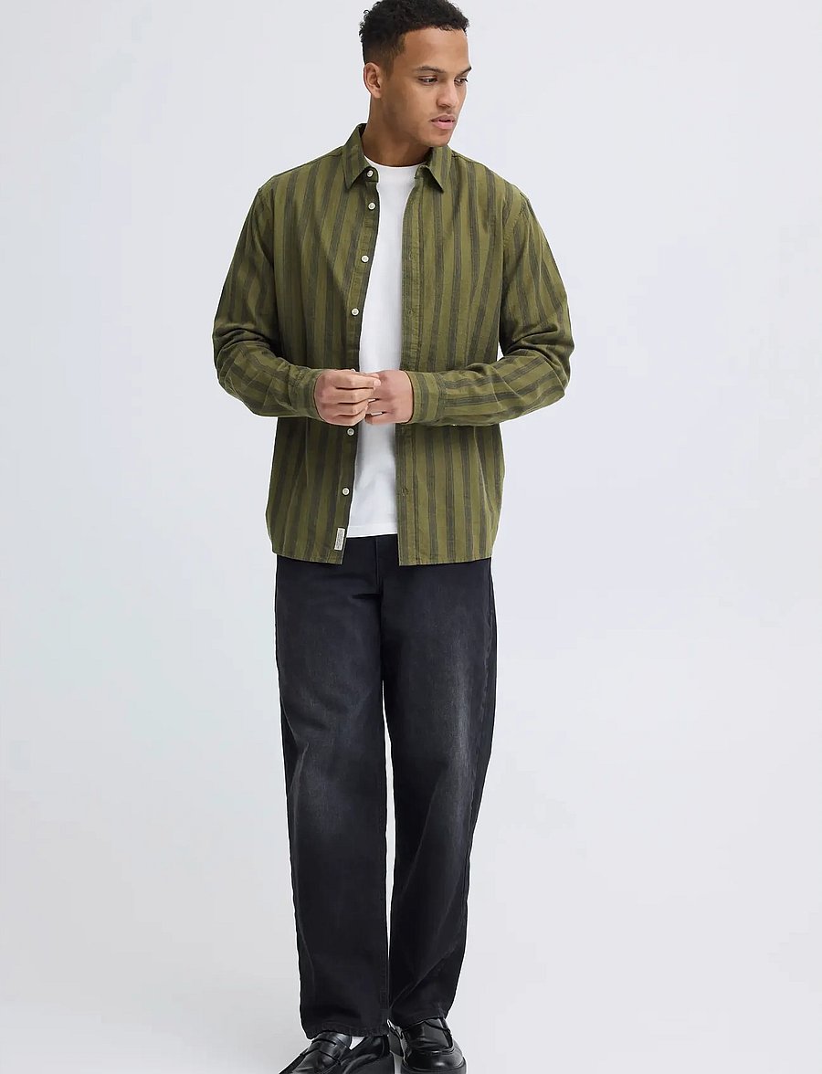 Blend - BHDARIS SLUB STRIPE - striped shirts - winter moss - 0