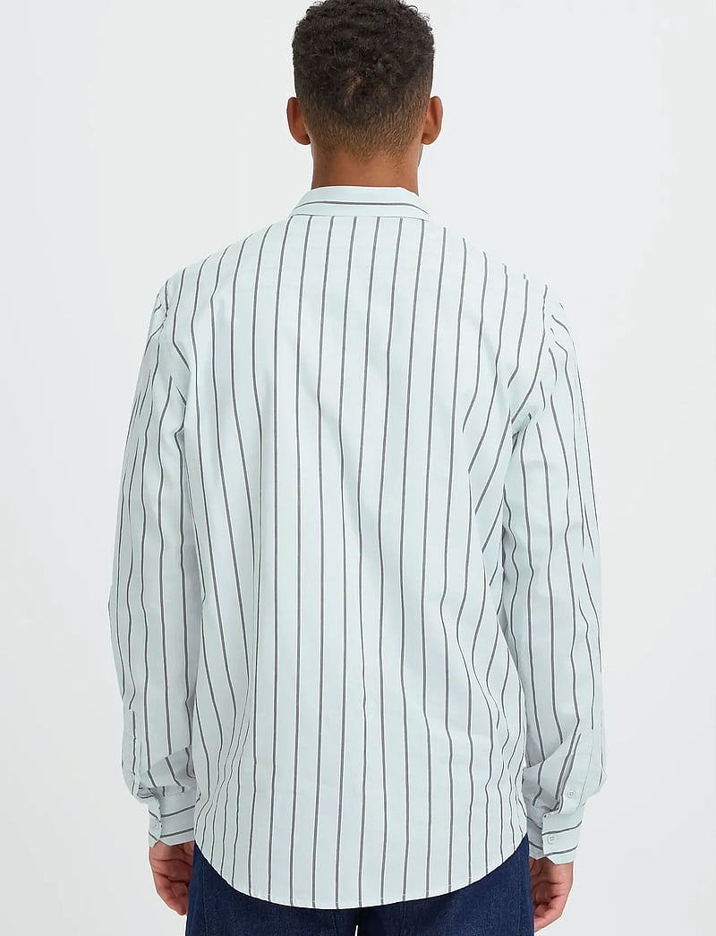 Blend - BHDAVENSHIRT STRIPE - triibulised särgid - wintersky - 5