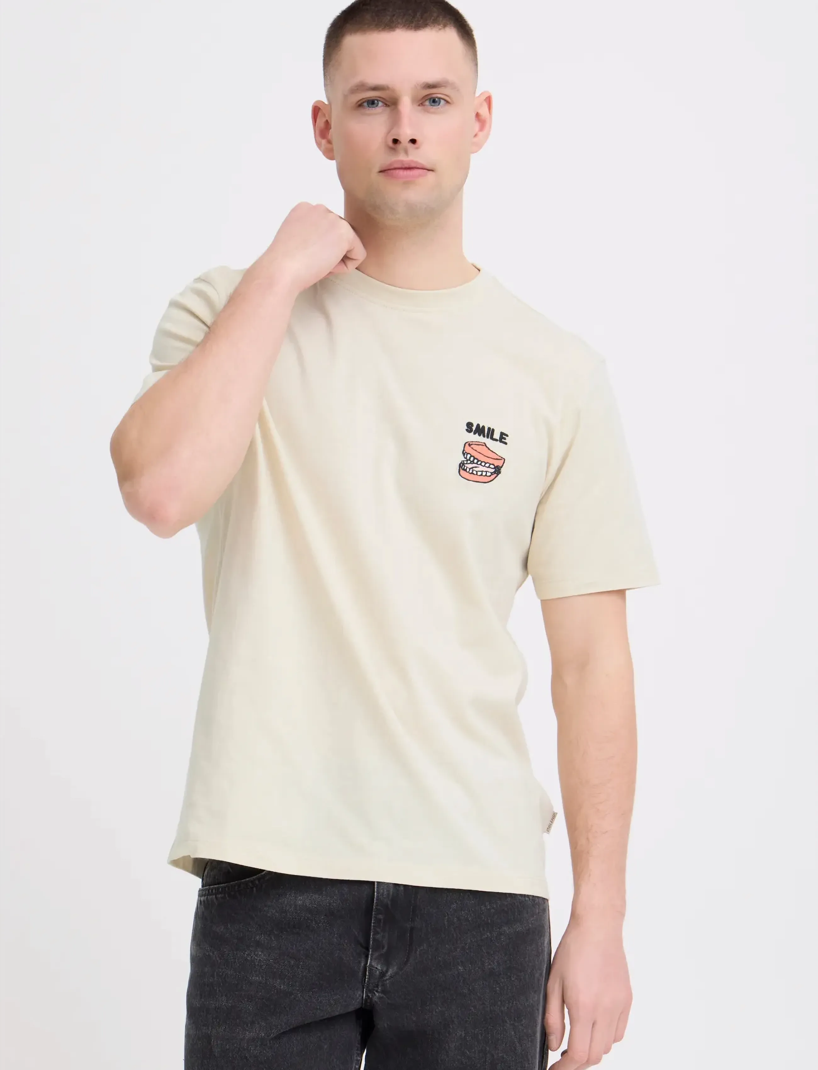 Blend - BHKASH FUNNY EMB S/S TEE - die niedrigsten preise - oyster gray - 5