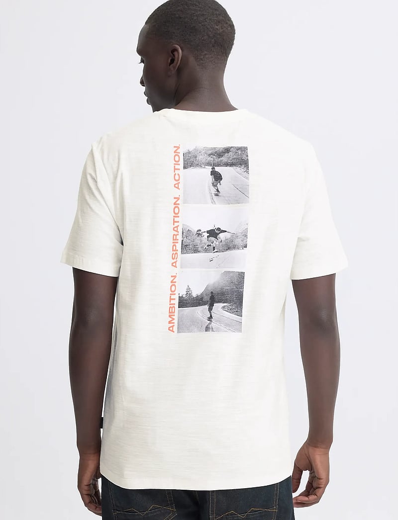 Blend - BHKORBIN SLUB S/S TEE - kortärmade t-shirts - snow white - 3