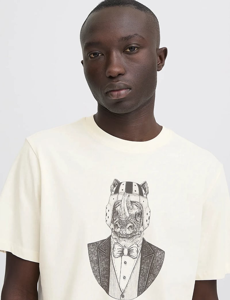 Blend - BHKAY ANIMAL S/S TEE - kurzärmelig - vanilla ice - 3