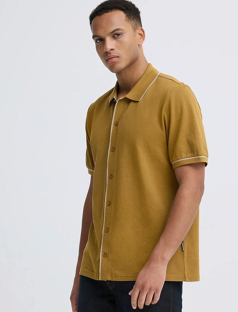 Blend - BHELWOOD SHIRT POLO S/S - knitted polos - butternut - 5