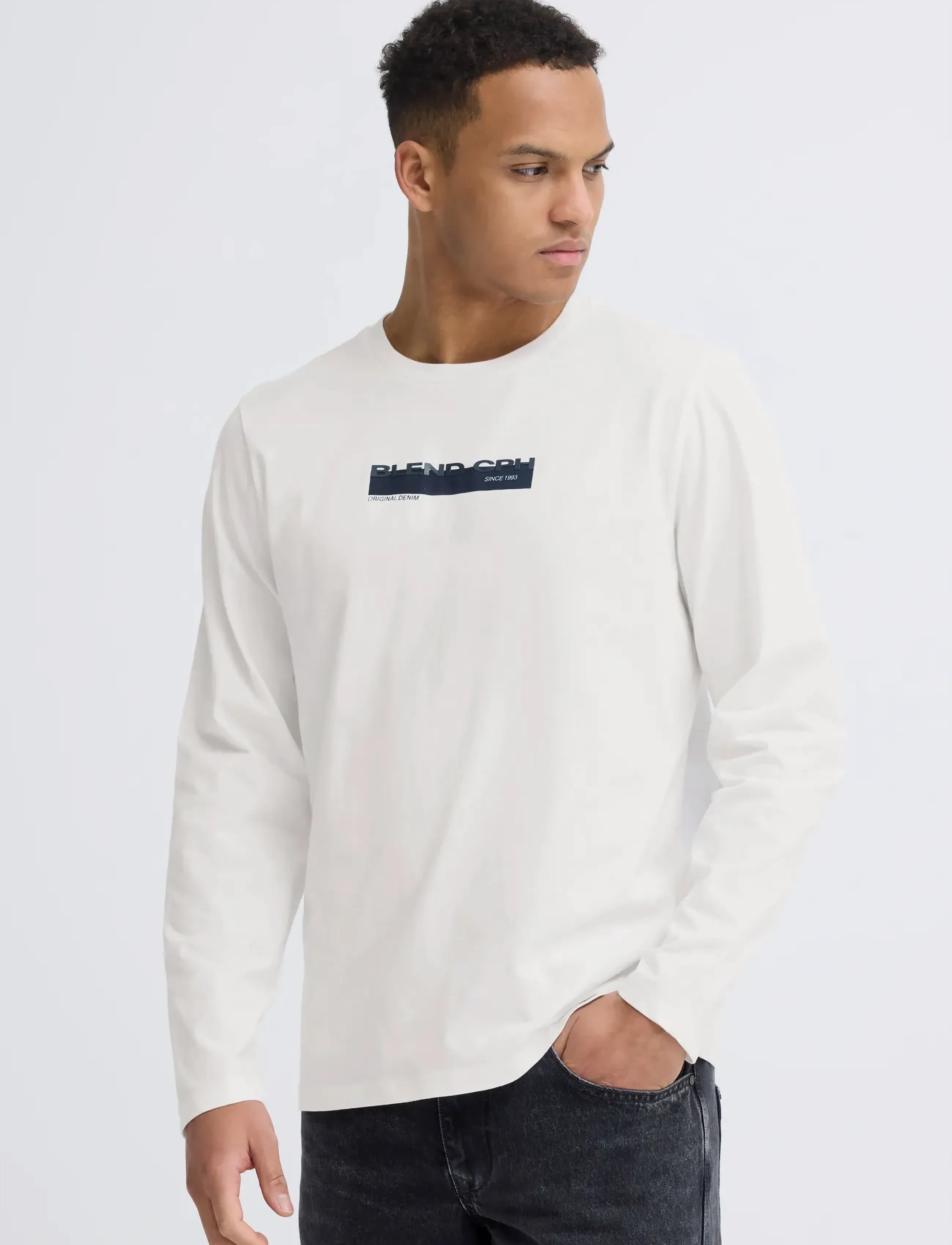 Blend - BHKEMUEL GRAPHIC L/S TEE - long-sleeved t-shirts - snow white - 5